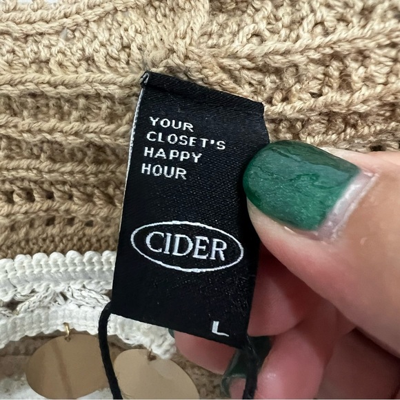 NWT Cider L Beige Tassel Knit Crop Tank Bohemian Festival Coachella Beachy Top - Picture 8 of 10